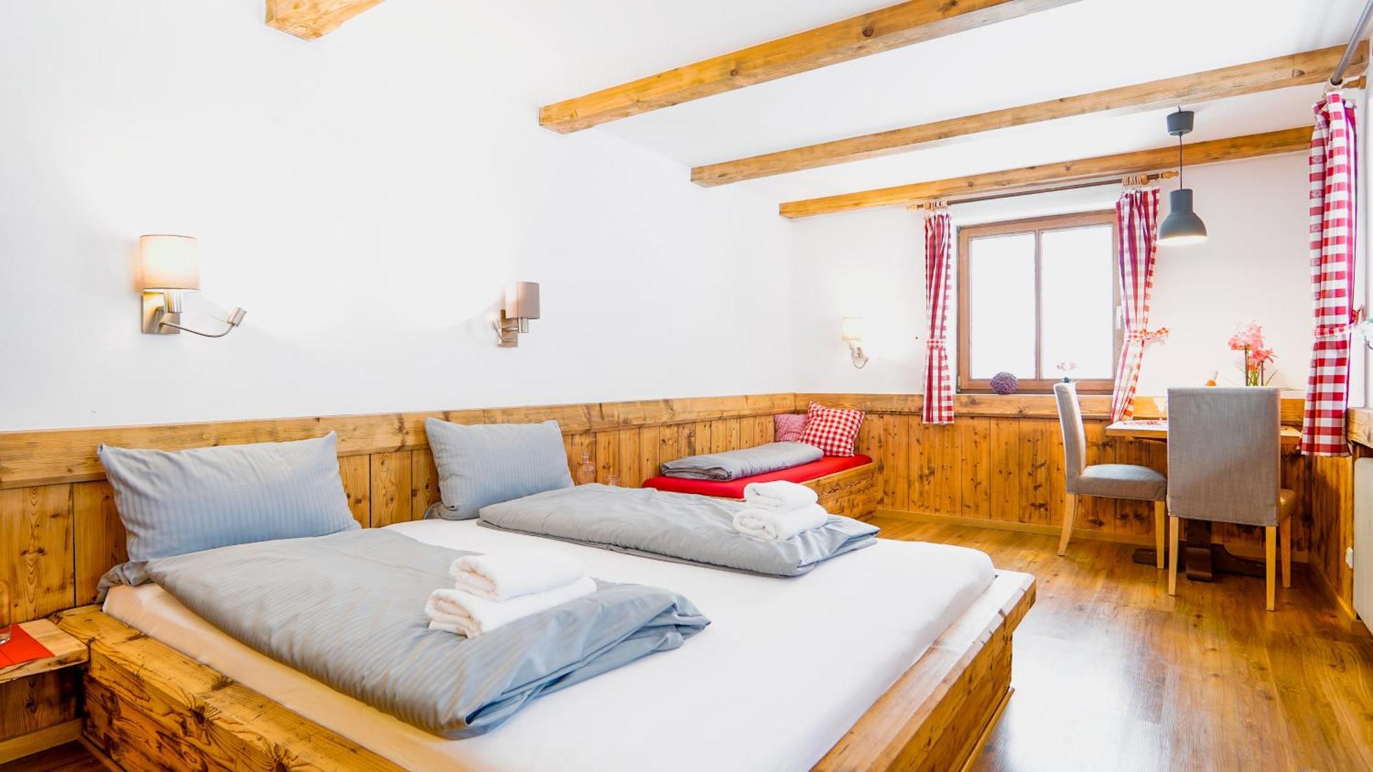 Landgasthof Zum Papyrer - Erholung Im Urlaubsgebiet Lenggries Luaran gambar